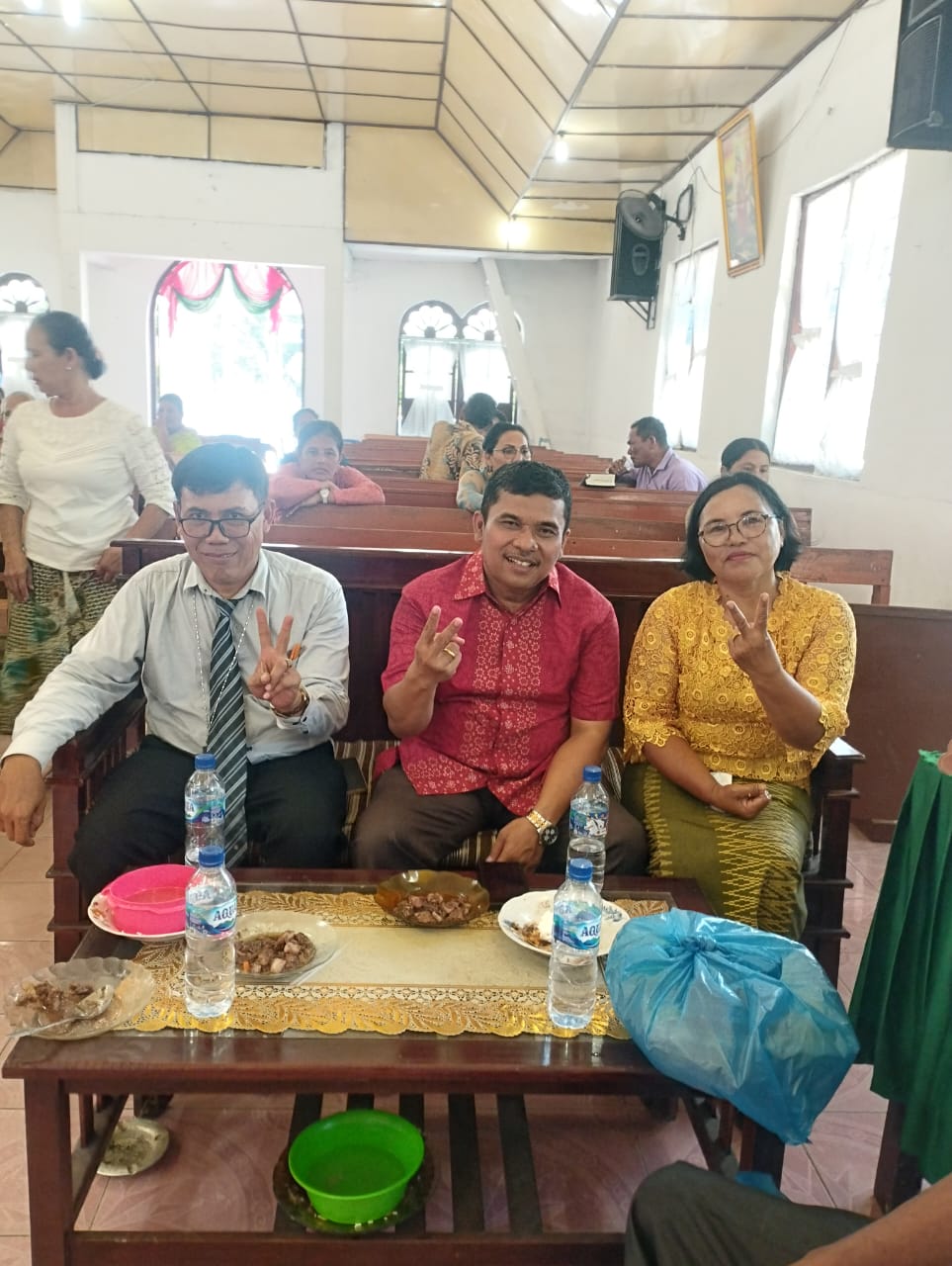 Direksi Pt Mulia Jaya Trastama saat beribadah di HKI Jawa Tongah.