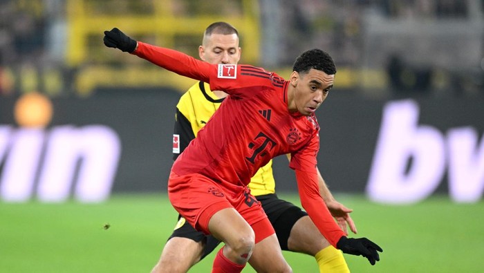 Spieltag ke-12 Liga Jerman menghadirkan duel Borussia Dortmund vs Bayern Munich di Signal Iduna Park, Minggu (1/12/2024) dini hari WIB.