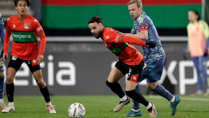 Calvin Verdonk bermain untuk timnya di Belanda.