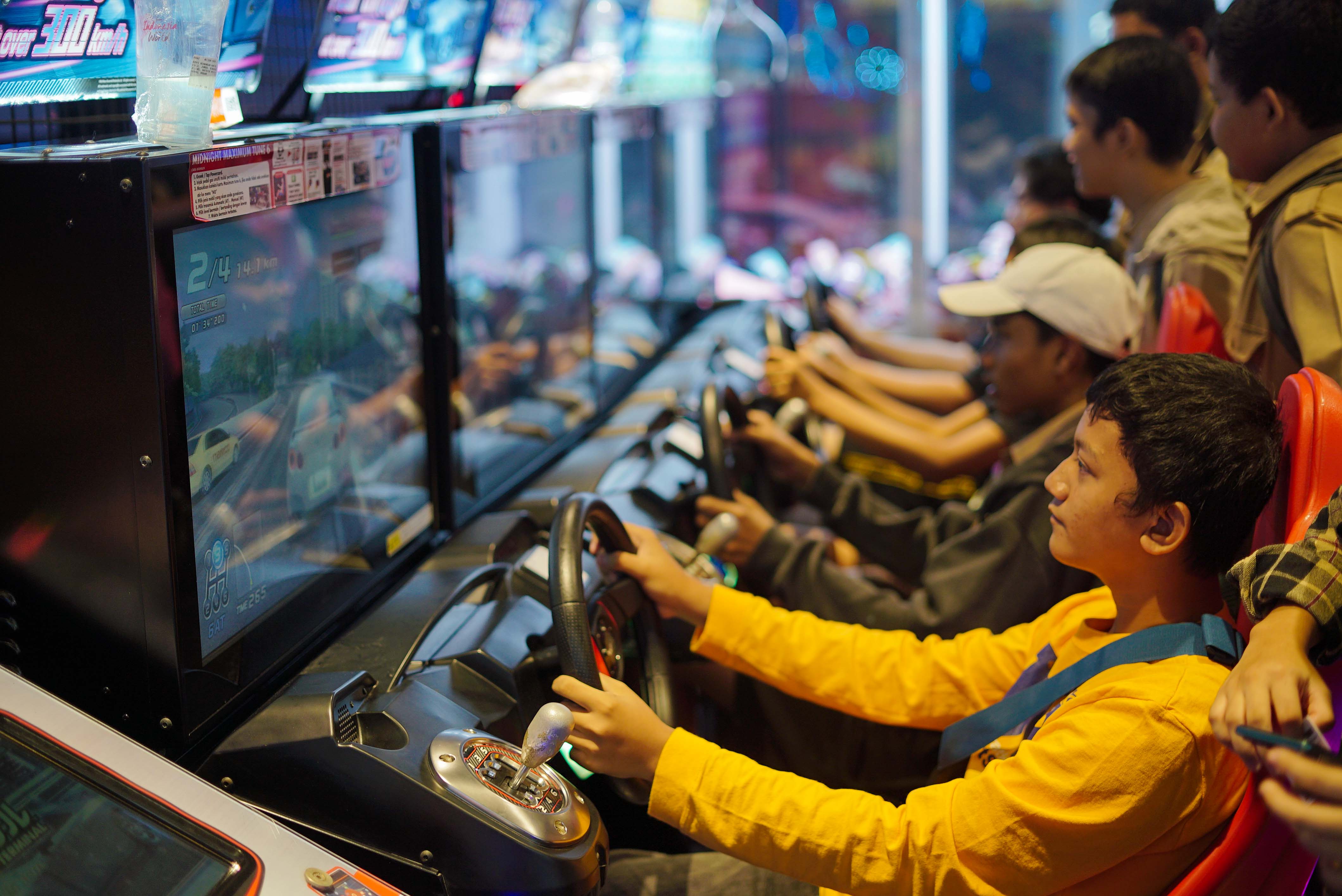 Salah satu game favorit di Timezone terbesar digemari masyarakat usai grand opening di Lantai 4 Sun Plaza, Medan pada Sabtu (14/12).