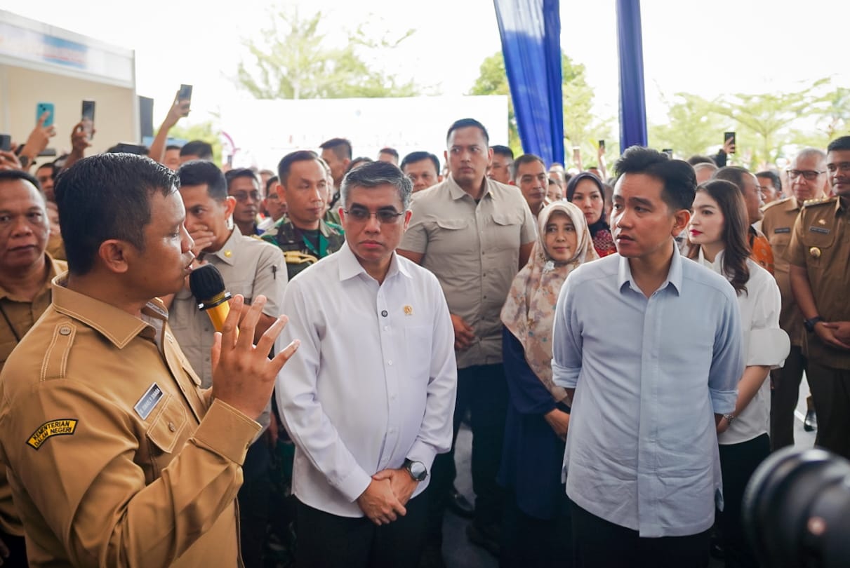 Wakil Presiden Republik Indonesia (Wapres) Gibran Rakabuming Raka mengunjungi Festival Vokasi Temu Mitra Industri di BBPVP Medan, Jalan Amal, Medan Sunggal.