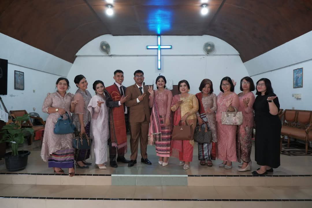 Calon pengantin Elon Douglas dan Ayu Ribka, saat martuppol Sabtu 18 Januari 2024.