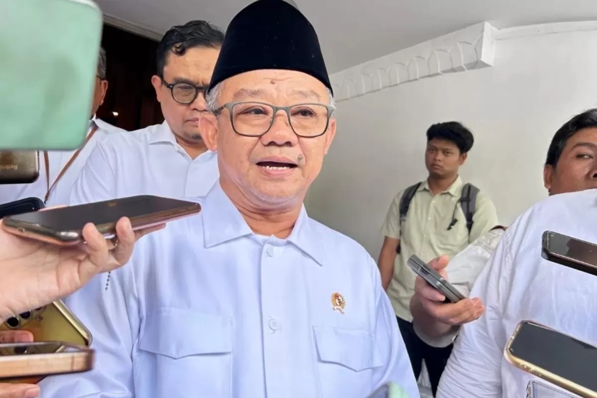 Menteri Pendidikan Dasar dan Menengah (Mendikdasmen) Abdul Mu&rsquo;ti