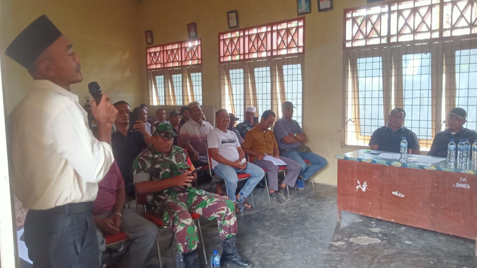 Proses mediasi antar kelompok masyarakat pulo sarudung dengan PT A3, Sabtu (8/2) yang berlangsung di Kantor Camat Lubuk Barumun, ditangguhkan hingga 18 Februari minggu depan.