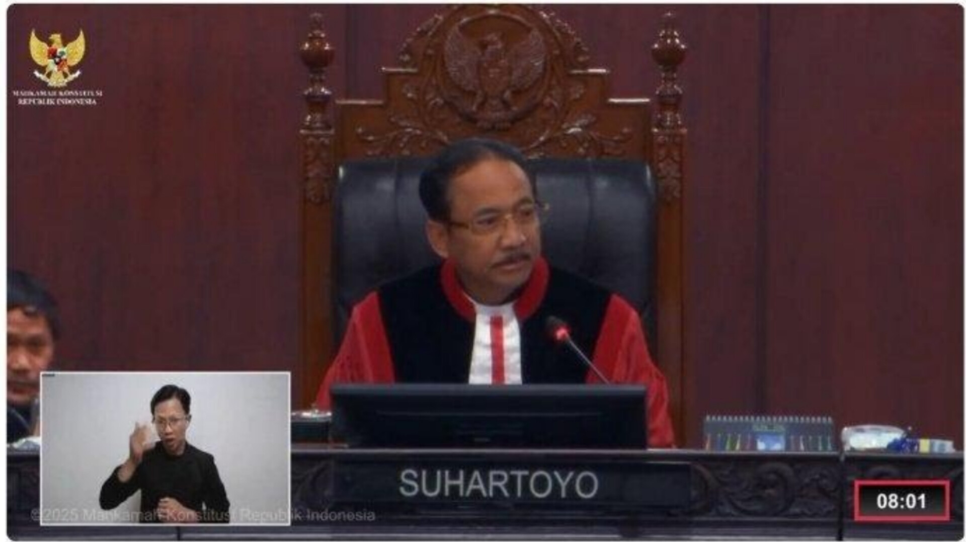 Sidang yang dipimpin Ketua MK, Suhartoyo, beragenda mendengarkan keterangan saksi dan ahli, serta mengesahkan alat bukti tambahan.