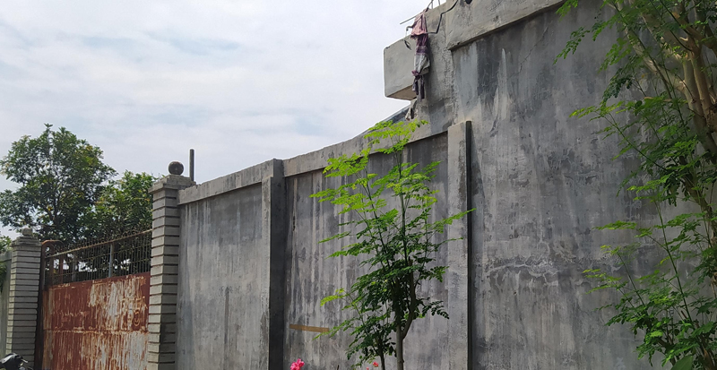 Gudang diduga tempat pengoplosan pupuk di Kelurahan Sigambal, Labuhanbatu.