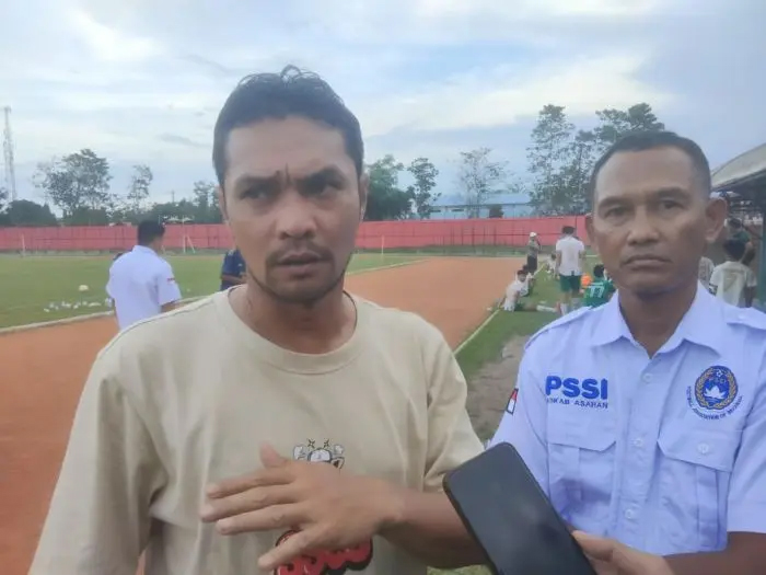 Pelatih PSSA Asahan Sony.