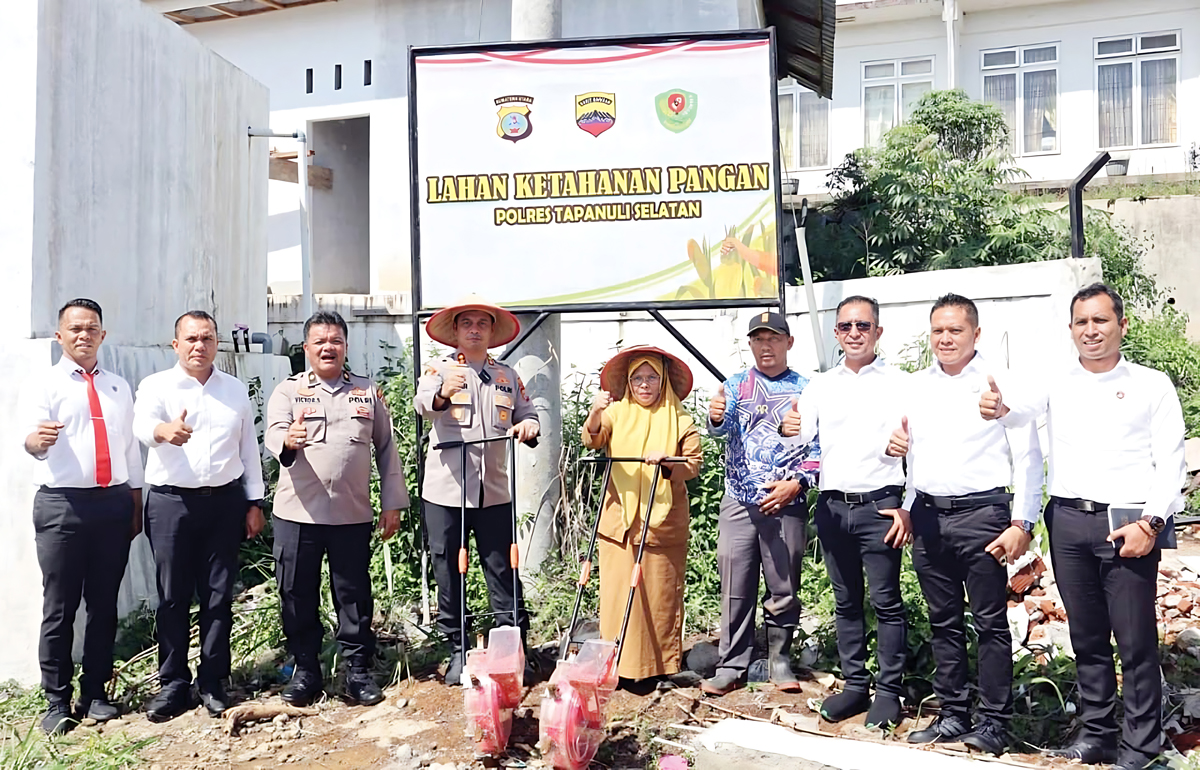 Kapolres Tapsel, AKBP Yasir Ahmadi tanam 10 Kg benih jagung, wujudkan swasembada pangan implementasi dukungan Polri.