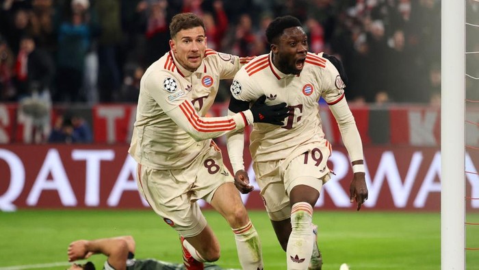 Bayern Munich mengamankan  tiket lolos langsung ke 16 besar lewat jalur playoff.