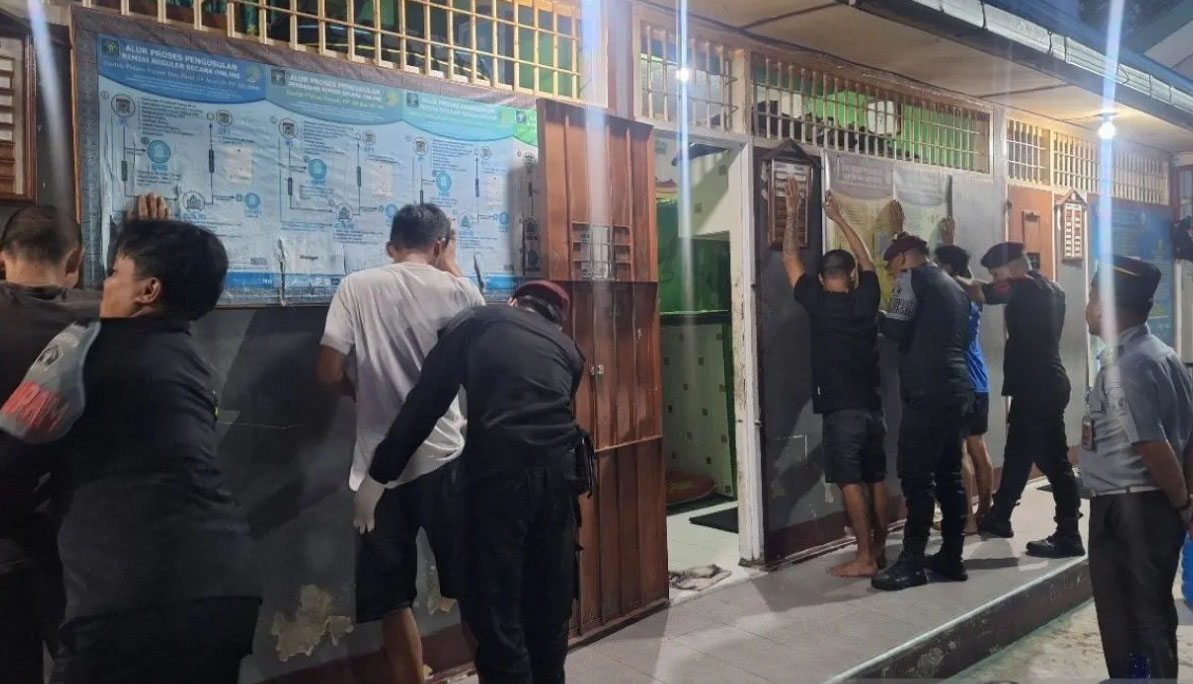 Rutan Tarutung gelar razia insidentil.