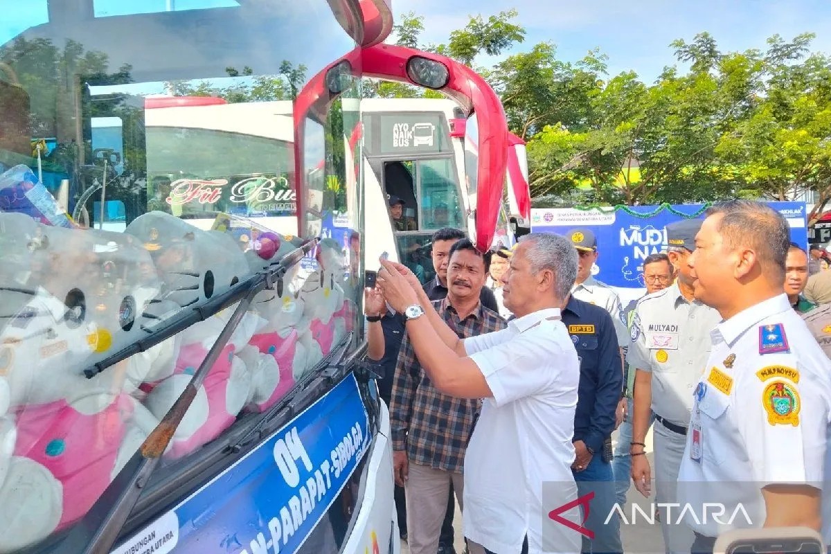 Dishub Sumut melepas mudik gratis perayaan Natal 2024 dan Tahun Baru 2025.