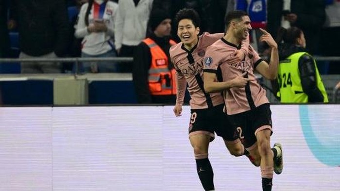 Achraf Hakimi mencetak gol setelah menyambar umpan tarik Bradley Barcola.