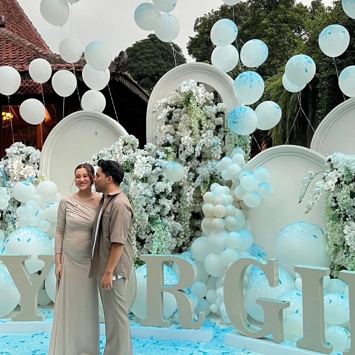 Pasangan Aaliyah Massaid dan Thariq Halilintar.