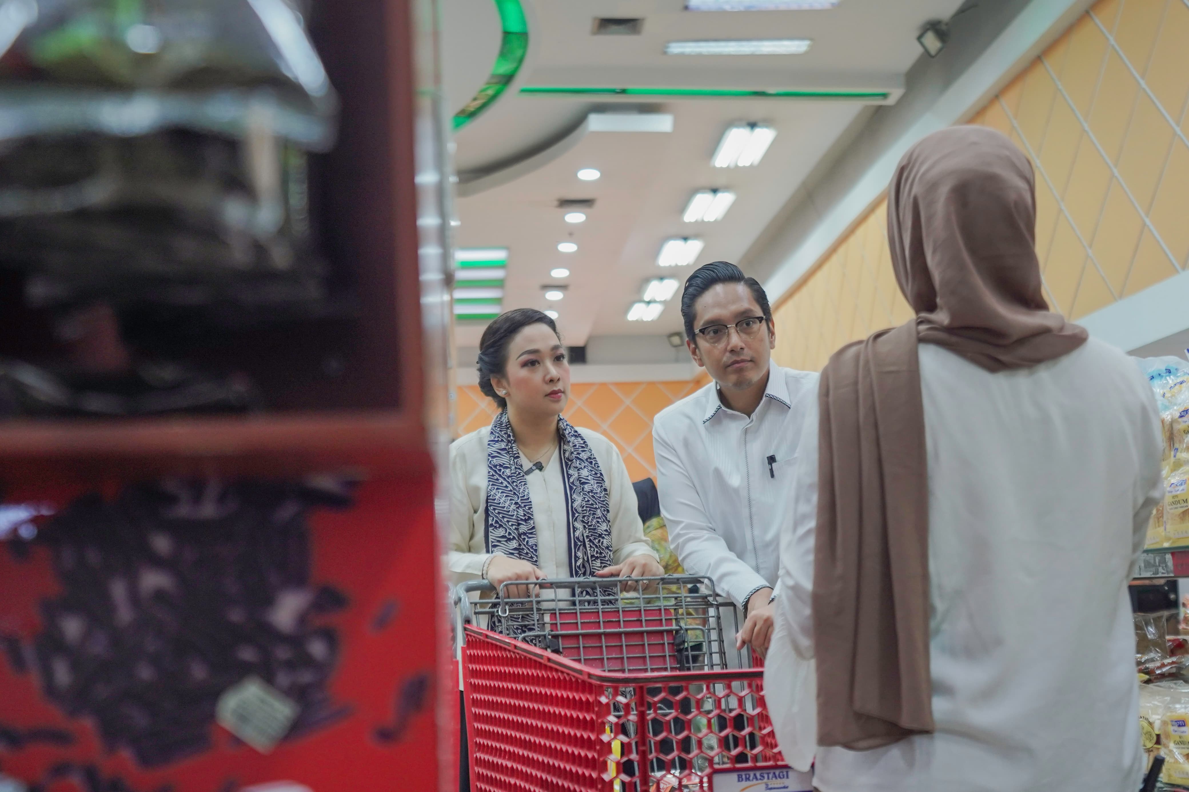 Wali Kota Medan Rico Tri Putra Bayu Waas melakukan inspeksi mendadak (sidak) ke Brastagi Supermarket, Jalan Gatot Subroto, Kamis (6/3/2025).