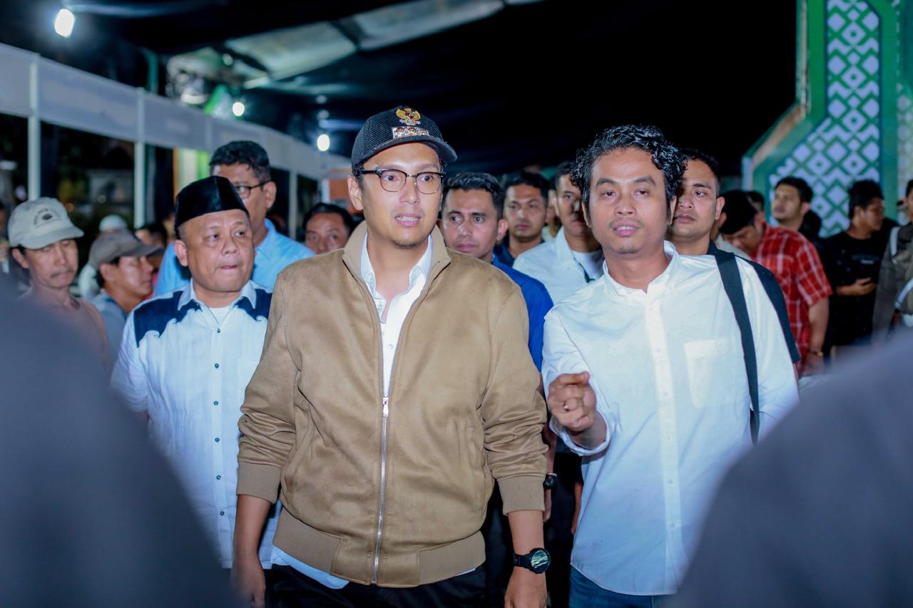 Wali Kota Medan, Rico Waas saat melakukan tinjauan persiapan Ramadhan Fair XIX/2025 pada Jumat malam (7/3).