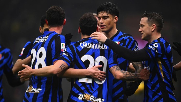 Inter Milan semakin kokoh di puncak klasemen Serie A setelah mengalahkan Monza 3-2 di Giuseppe Meazza, Minggu (9/3/2025) dini hari WIB.