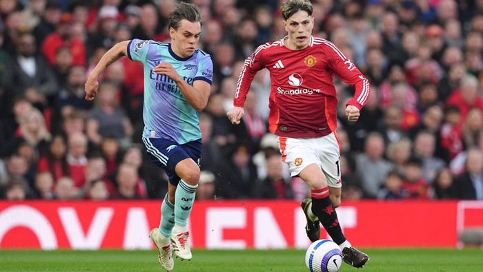 Manchester United ditahan imbang 1-1 oleh Arsenal dalam lanjutan pekan ke-28 Liga Inggris di Old Trafford, Minggu (9/3/2025) dini hari WIB.