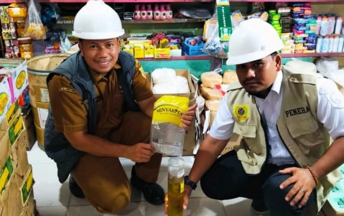 Pengawasan produk MinyakKita di Kotapinang, Kabupaten Labusel.