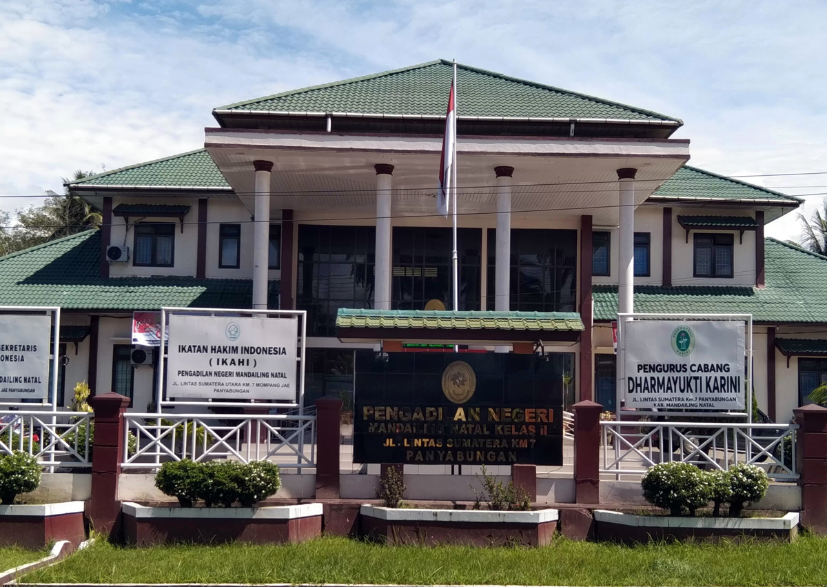 Kantor Pengadilan Negeri Madina.