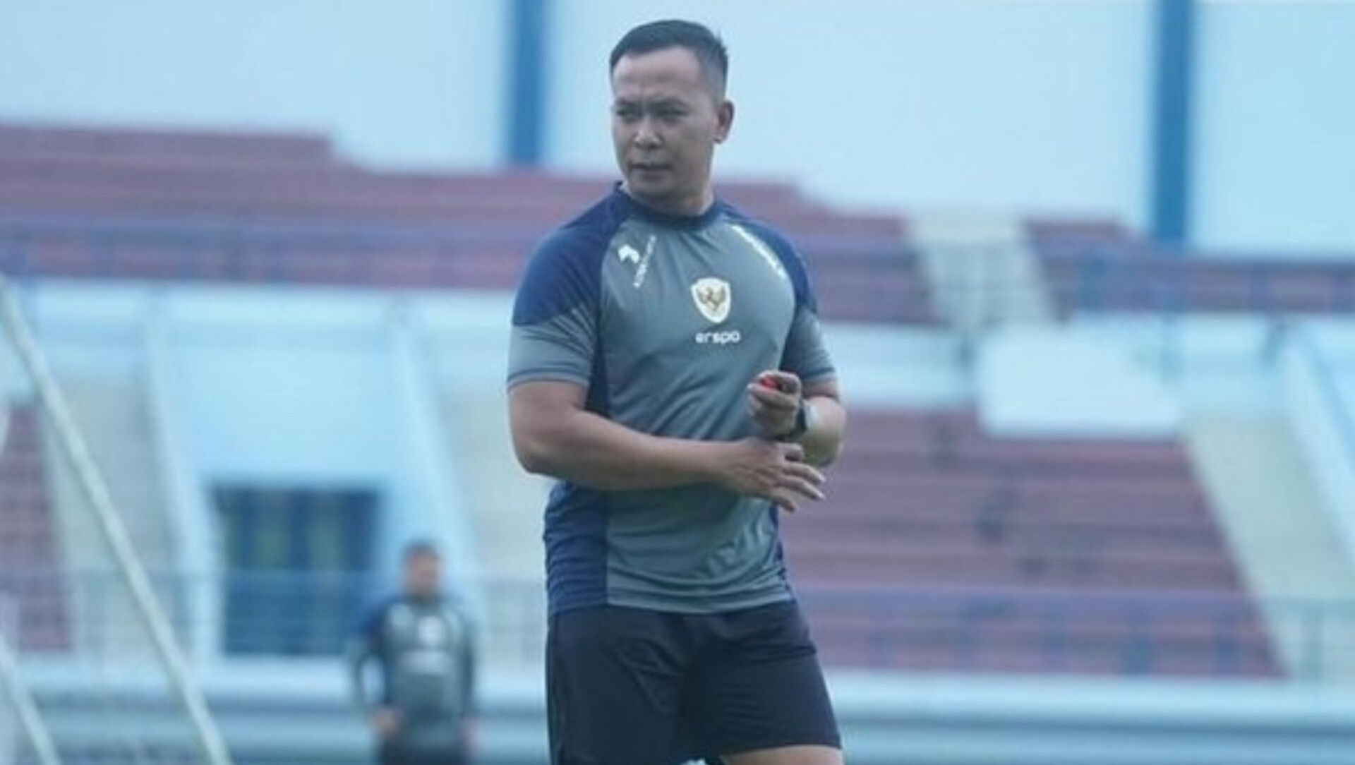 Sofie Imam Faizal jadi asisten pelatih fisik Timnas Indonesia.