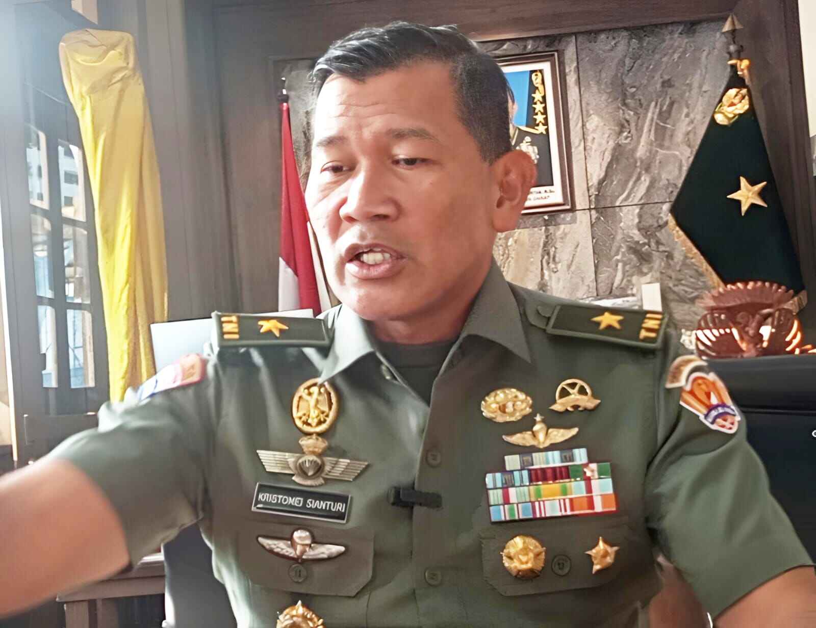Brigjen TNI Kristomei Sianturi, jadi Kapuspen TNI.