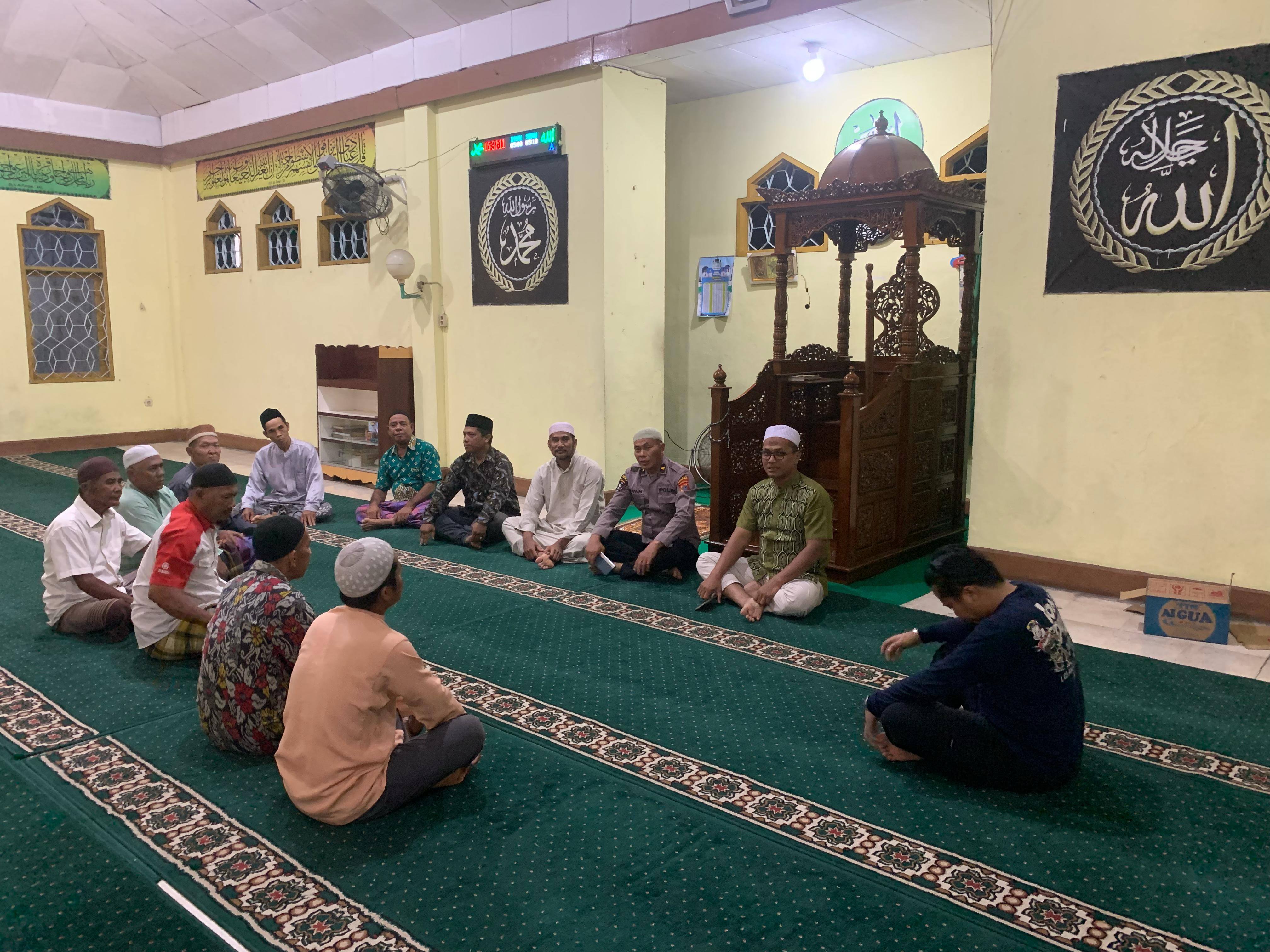 Kegiatan safari ramadhan dan kultum subuh di Masjid Al Fallah Syuhada di Jalan Jendral Sudirman, Kelurahan Sijambi, Kecamatan Datuk Bandar.