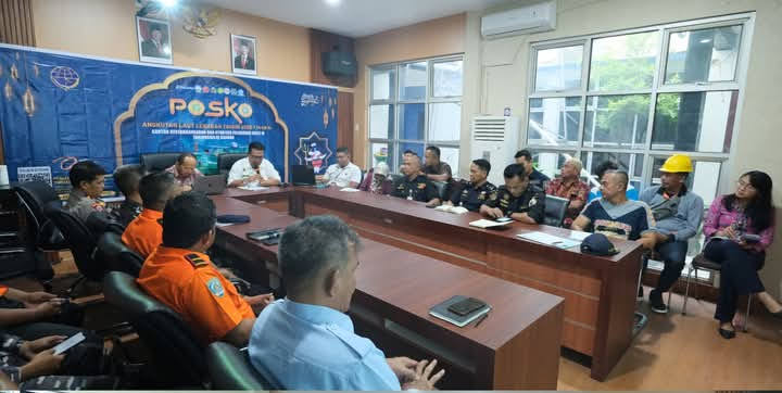 Rapat persiapan angkutan Lebaran 1446 H/2025 di kantor Kesyahbandaran dan Otoritas Pelabuhan Kelas IV Tanjung Balai Asahan.