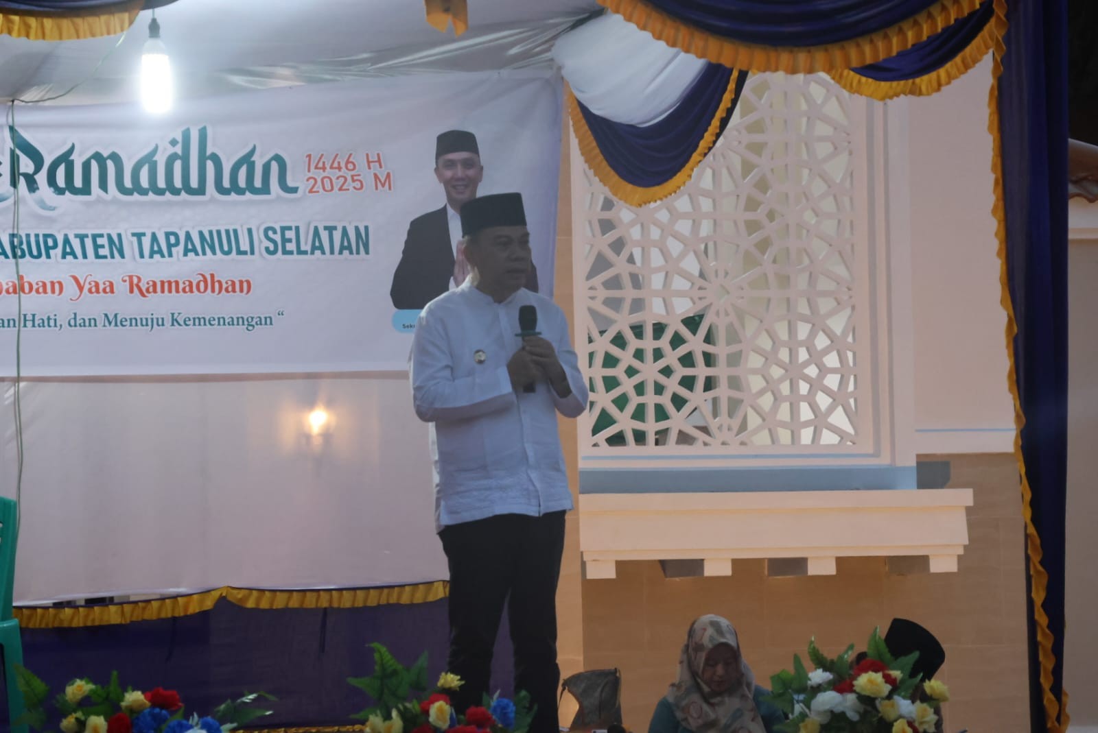 Wakil Bupati Jafar Syahbuddin Ritonga saat Safari Ramadan Pemkab Tapsel.