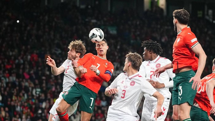 Portugal menundukkan Denmark dengan skor telak 5-2 di leg kedua perempat final di Est&aacute;dio Jos&eacute; Alvalade, Senin (24/3/2025) dini hari WIB.