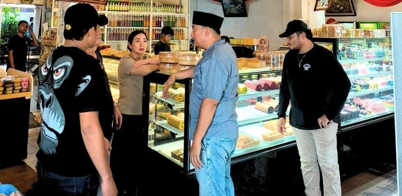 Polres Padangsidimpuan Sisir sejumlah toko, pastikan tidak ada aksi premanisme berkedok ormas meminta THR kepada pengusaha.