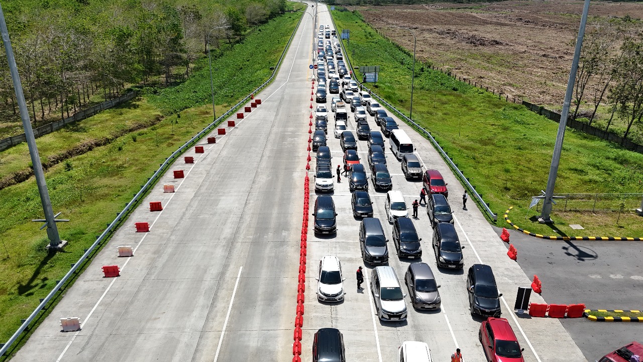 Arus balik via Jalan Tol Trans Sumatera mencatat peningkatan hampir 94 persen oada 6 April 2025.