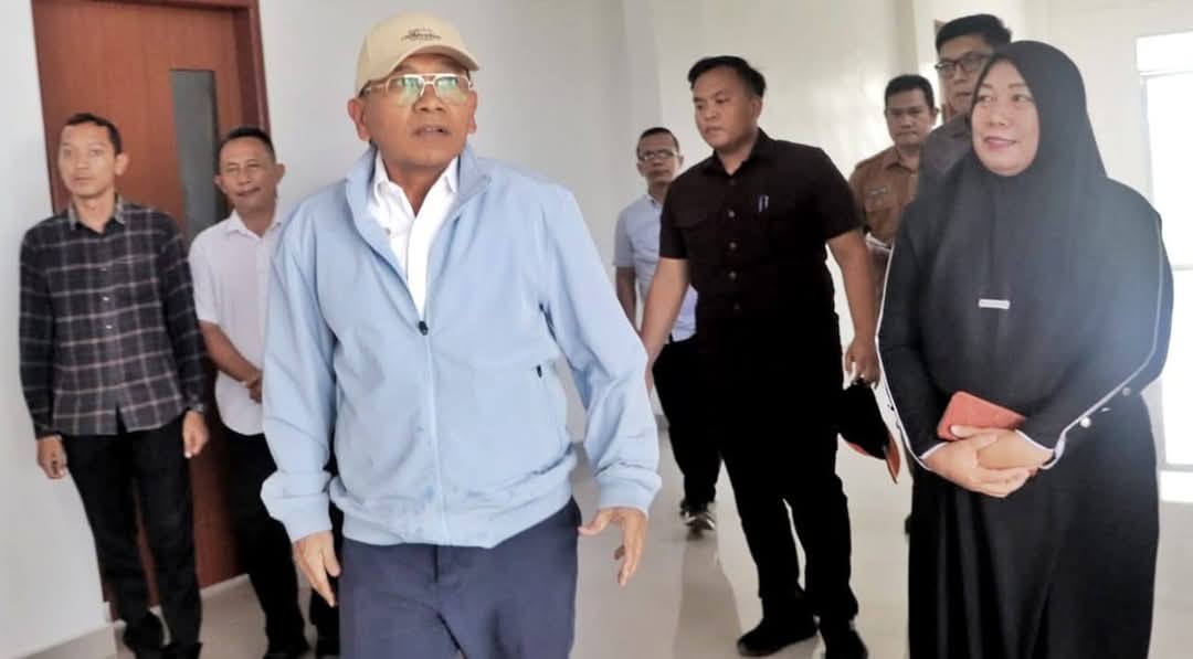 Bupati Simalungun Anton Achmad Saragih sidak ke Kecamatan Tapian Dolok, Serbelawan.