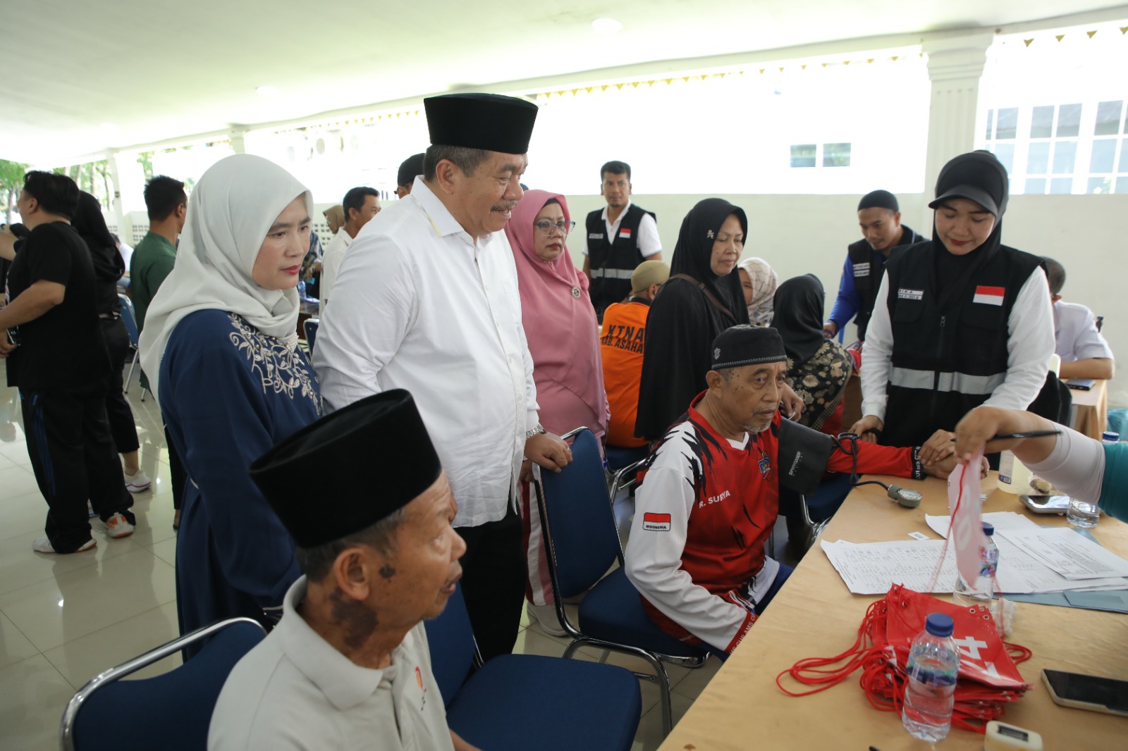Bupati Asahan, Taufik Zainal Abidin Siregar, memberikan apresiasi terhadap program pembinaan kesehatan bagi calon jamaah haji yang dilaksanakan Dinas Kesehatan Asahan.
