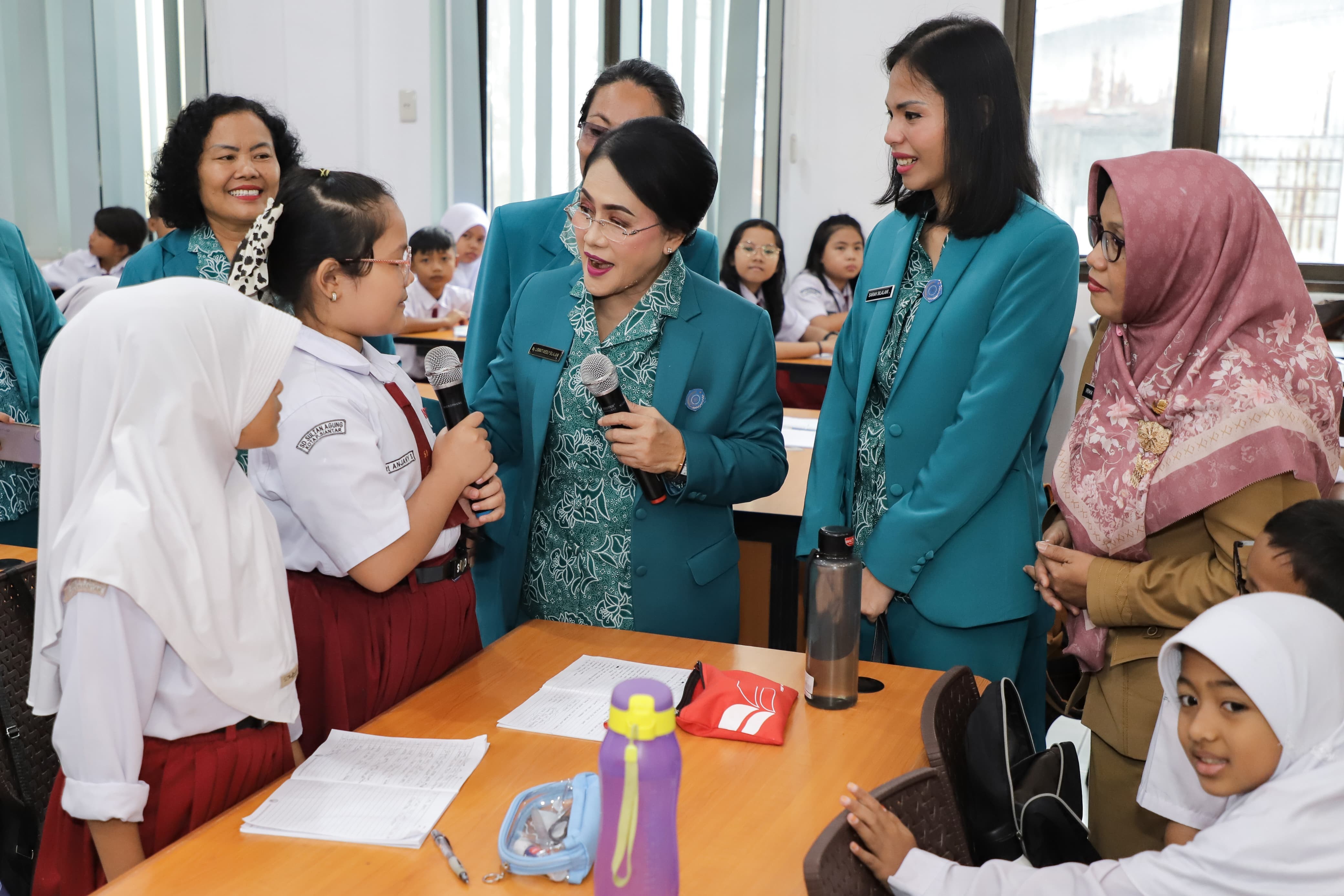 Pelatihan dokter kecil/dokter remaja.