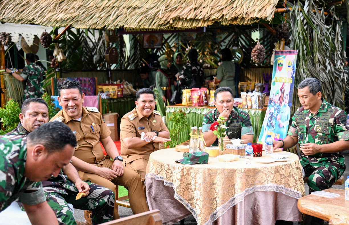 Momen kebersamaan Wali Kota Sibolga Akhmad Syukri Nazry Penarik dengan Pangdam I/BB.
