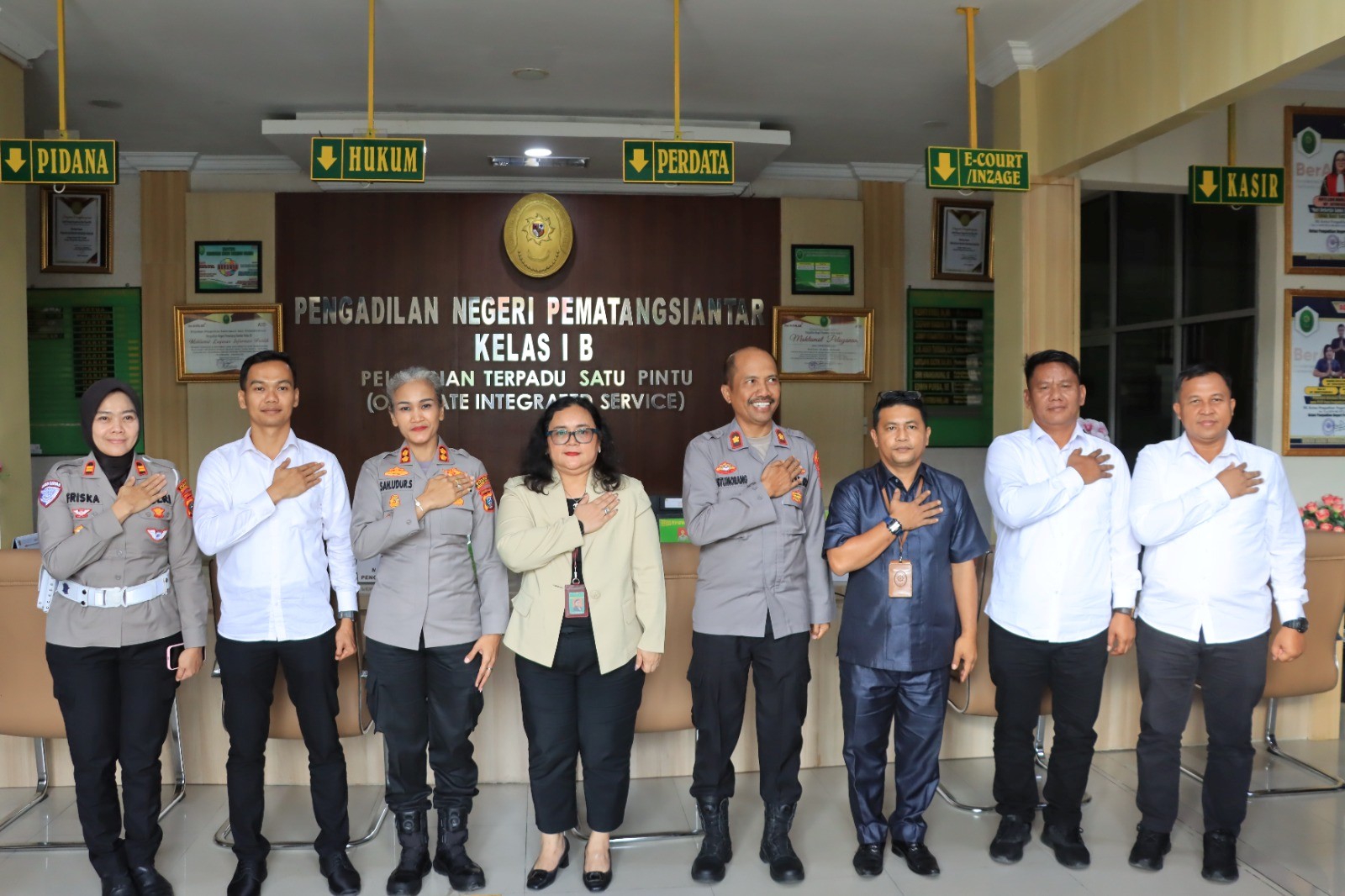 Kapolres Pematangsiantar AKBP Sah Udur Togi Marito Sitinjak berkunjung ke PN Pematangsiantar.
