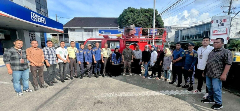 BRI BO Padangsidimpuan bersama Dinas Kebakaran (Damkar) gelar simulasi dan sosialisasi terkait penanganan penanggulangan bencana kebakaran di kantor Cabang BRI Padangsidimpuan.