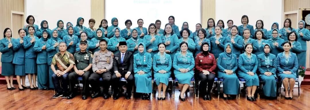 Pelantikan pengurus TP PKK Kabupaten Simalungun.