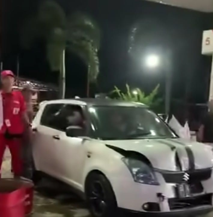 Petugas SPBU yang ditabrak mobil.