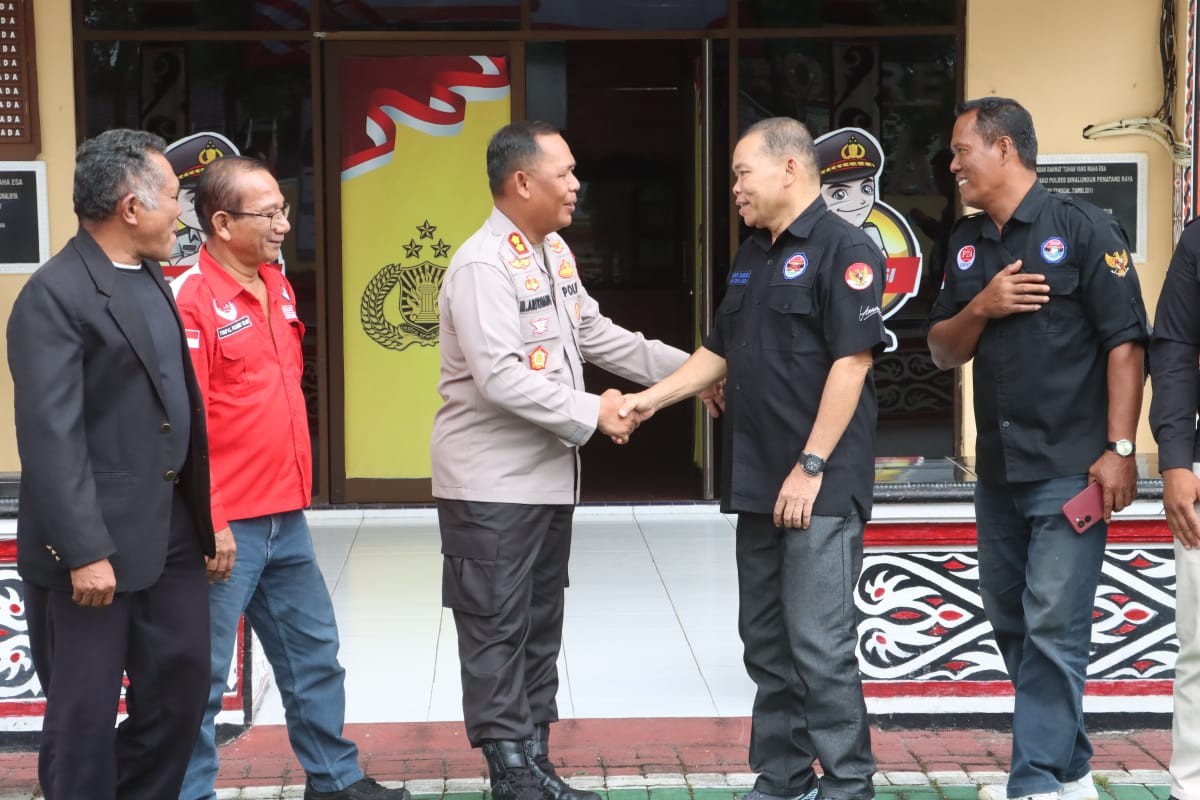 Audiensi SBSI-Solidaritas ke Polres Simalungun.