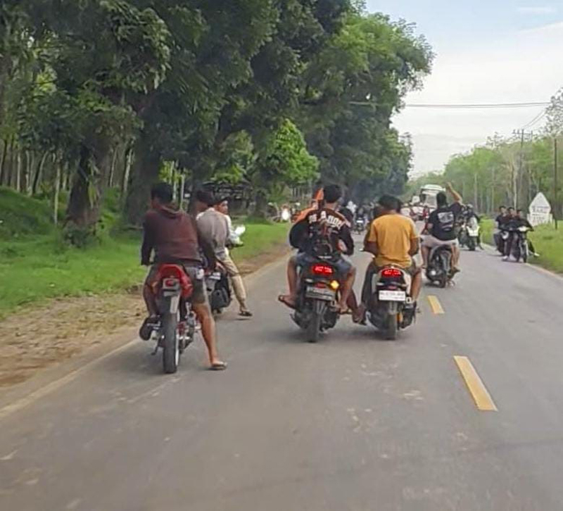 Pembubaran kegiatan balap liar sekelompok remaja di Jalan Medan - Tebing Tinggi, tepatnya di Simpang Pondok Baru.