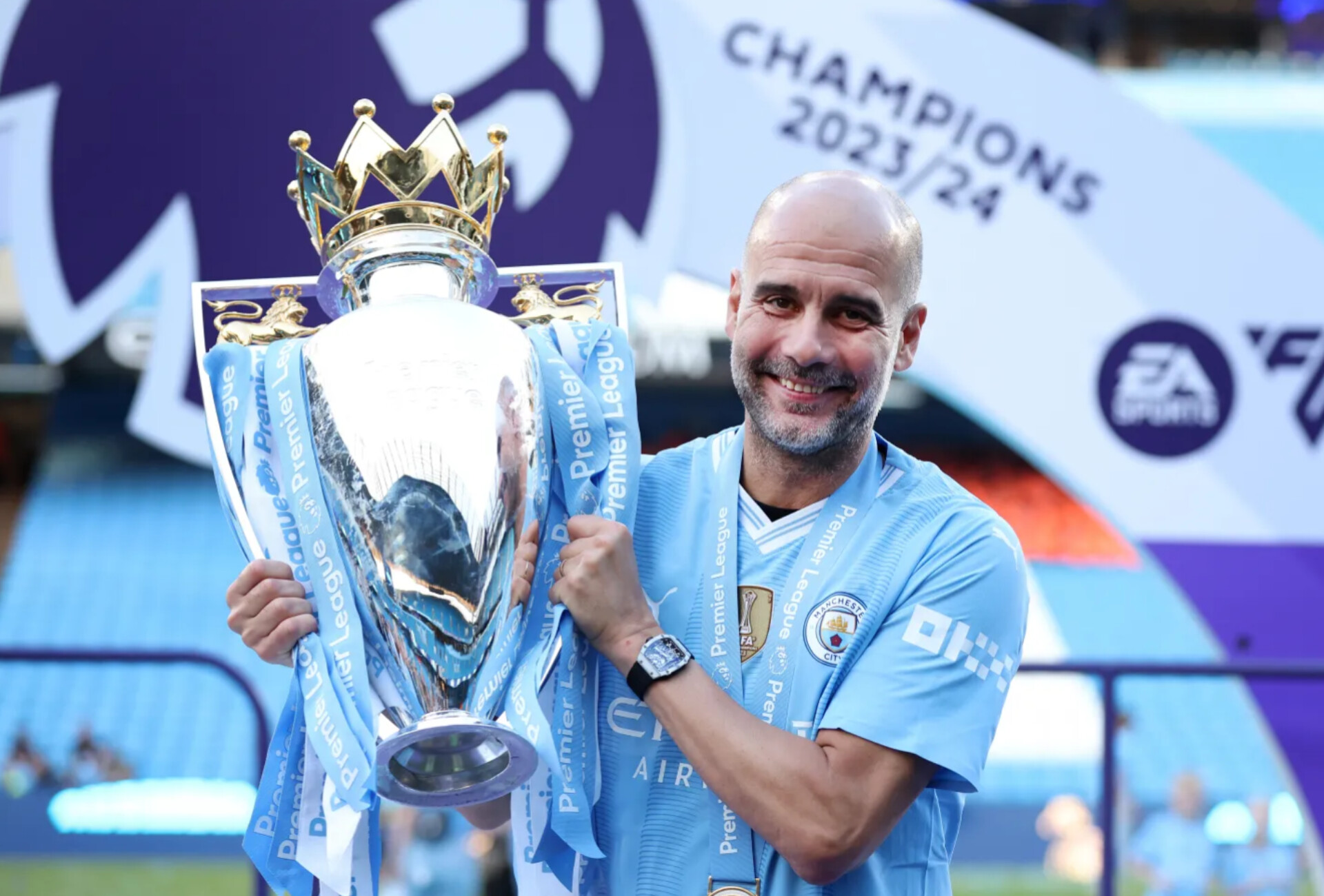 Pep Guardiola, pelatih legendaris Manchester City.