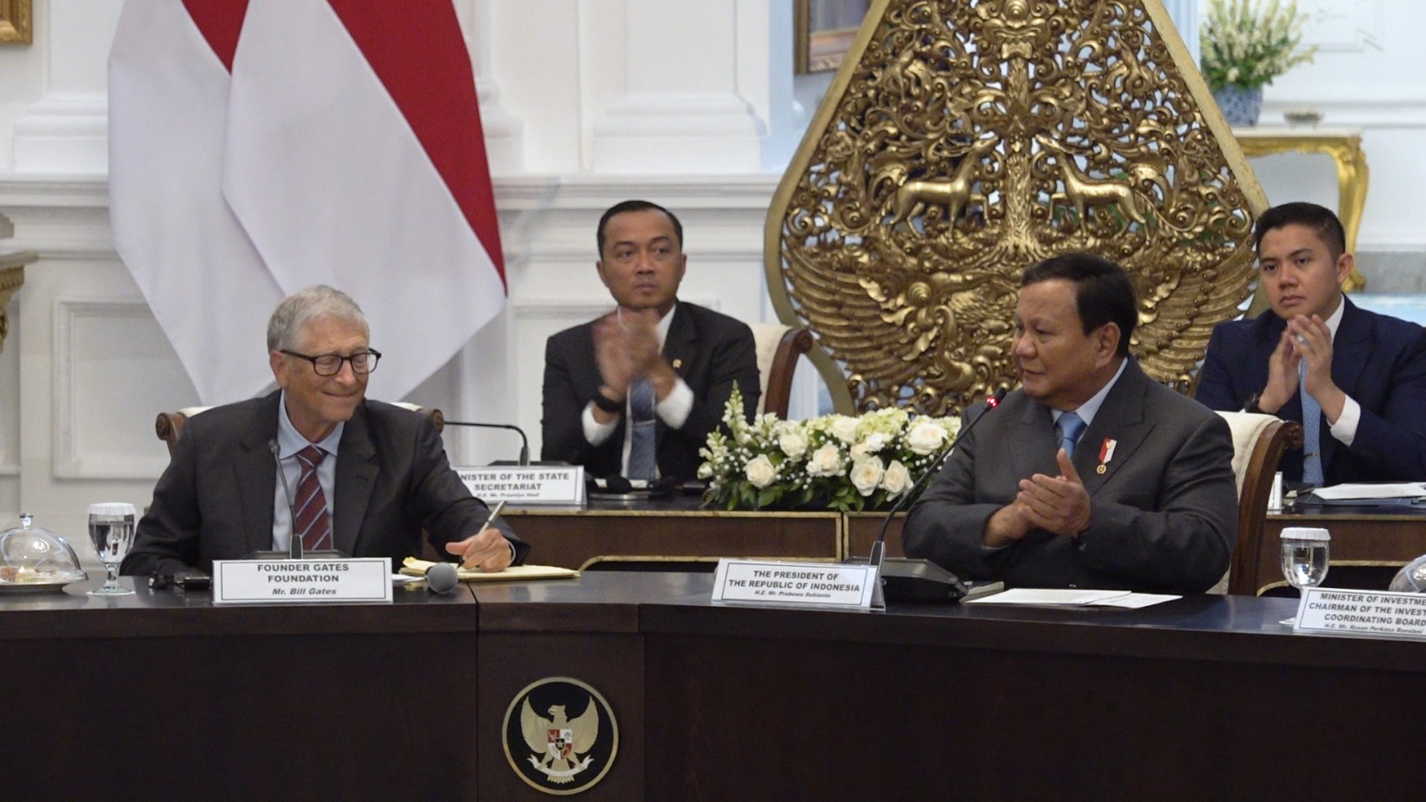 Presiden Prabowo Subinato dalam pertemuannya dengan Bill Gates di Istana Merdeka, Jakarta, Rabu (7/5).