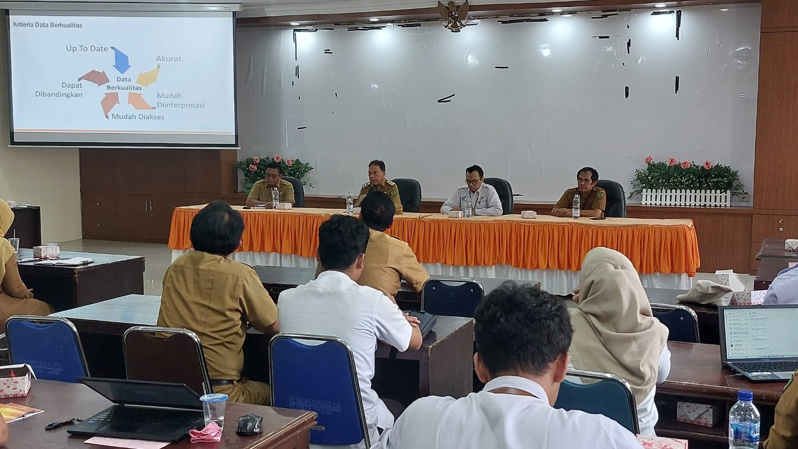 Wakil Bupati Tapsel Jafar Syahbuddin Ritonga buka kegiatan Internalisasi penyelenggaraan Statistik Sektoral tahun 2025.