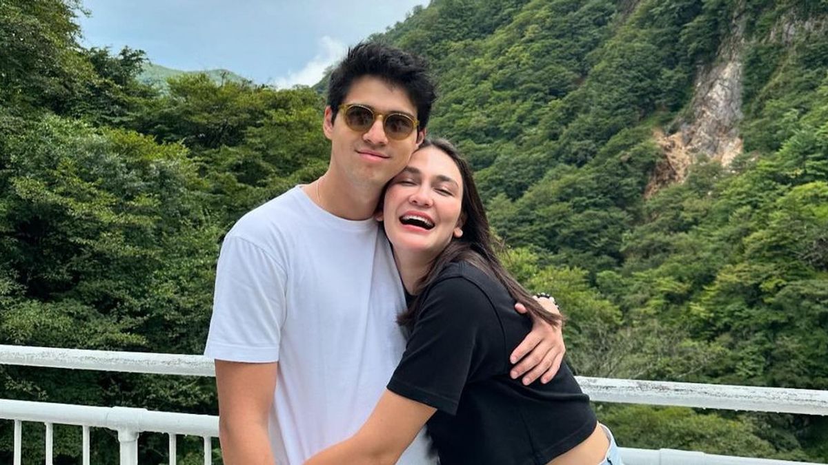 Pasangan selebriti Maxime Bouttier dan Luna Maya.