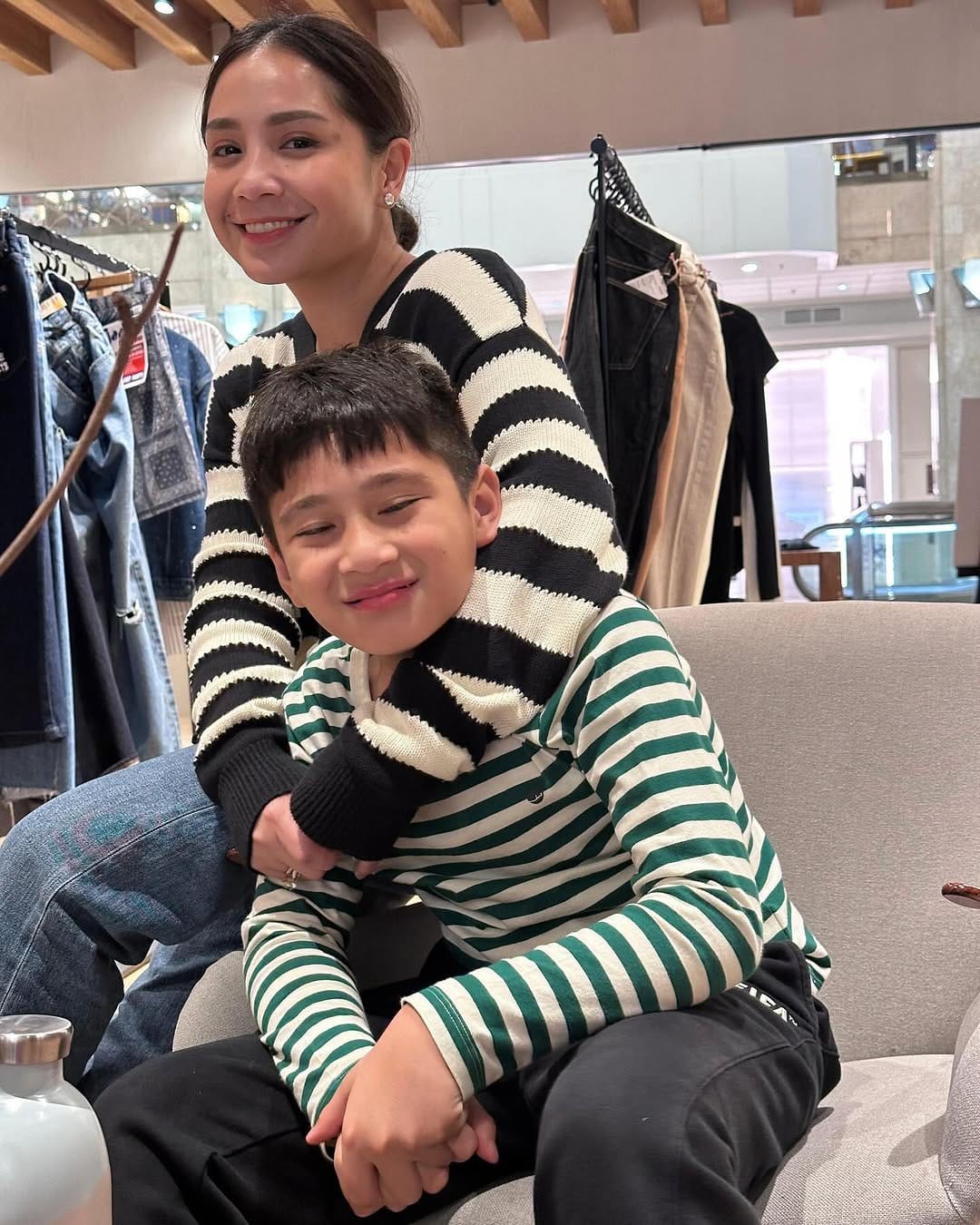 Nagita Slavina dan Rafathar.