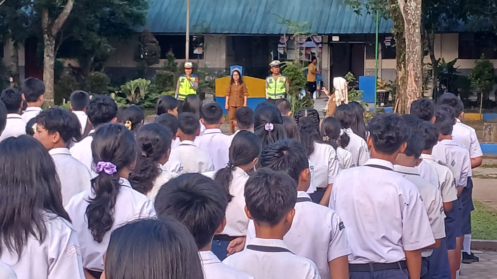 Polres Pematangsiantar Go to School ke SMPN 5.