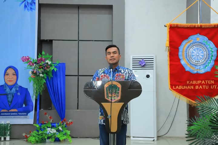 Wakil Bupati Labuhanbatu Utara, Dr. H. Samsul Tanjung, menyambut langsung kedatangan Tim Supervisi TP PKK Provinsi Sumatera Utara dalam rangka monitoring pelaksanaan enam program unggulan PKK.