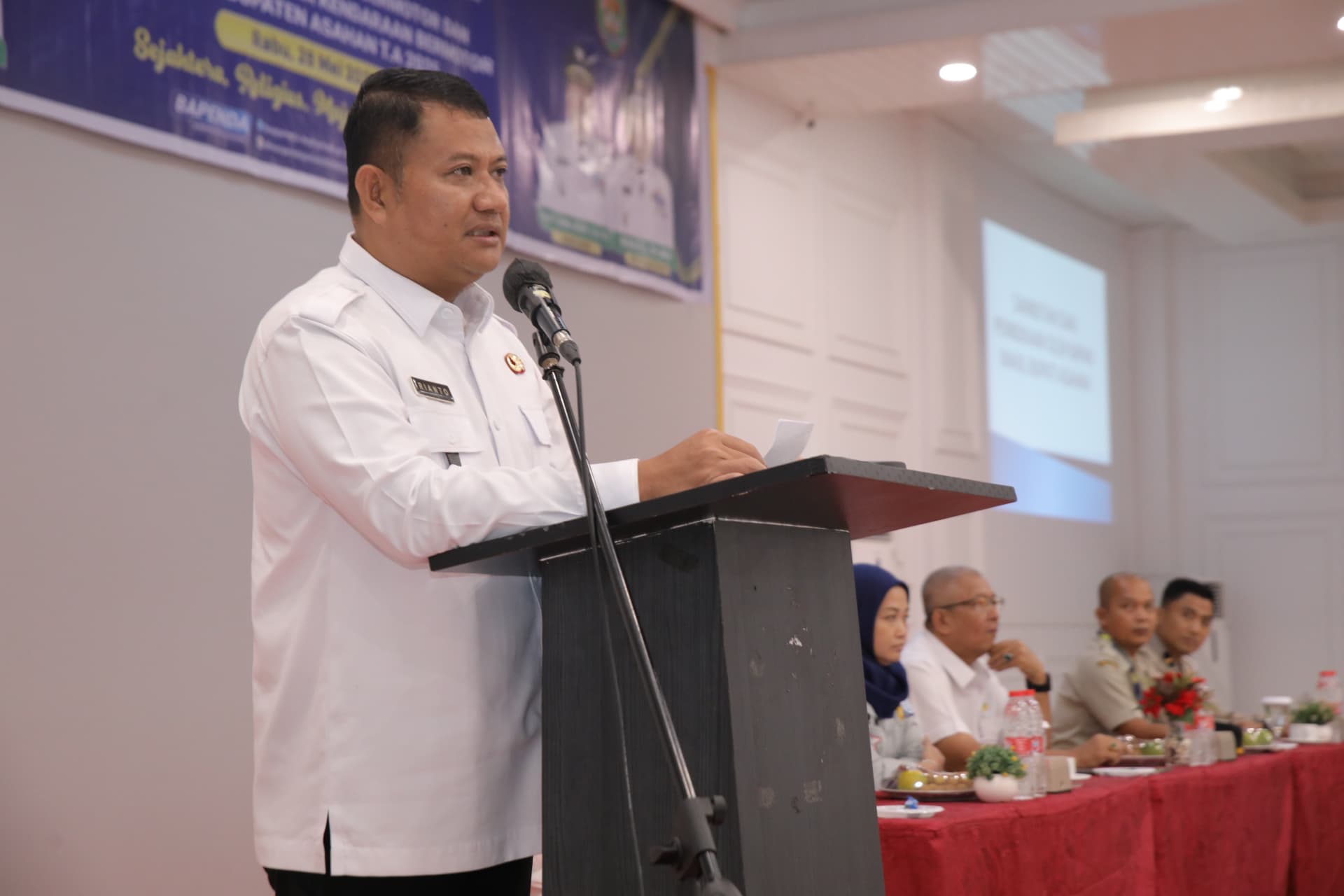 Wakil Bupati Asahan, Rianto, SH., MAP, membuka cara Diseminasi Sinergi Pemungutan Pajak Kendaraan Bermotor (PKB), Bea Balik Nama Kendaraan Bermotor (BBNKB), serta opsen PKB dan BBNKB.