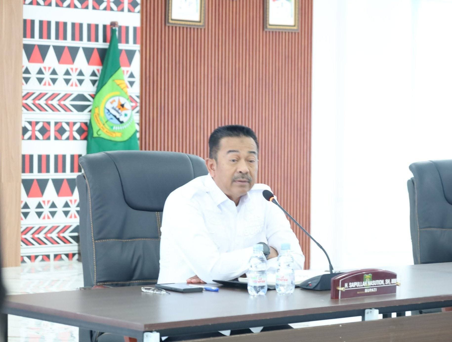 Bupati Madina Saipullah Nasution.